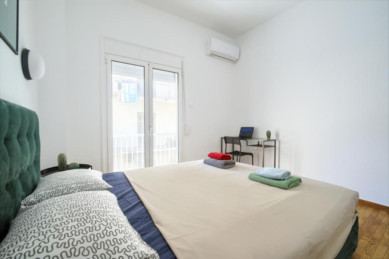 Majestic Flat With Huge Terrace In The City Center Athens Exterior photo