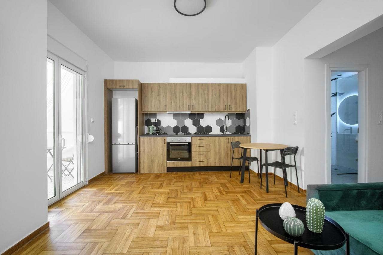 Majestic Flat With Huge Terrace In The City Center Athens Exterior photo