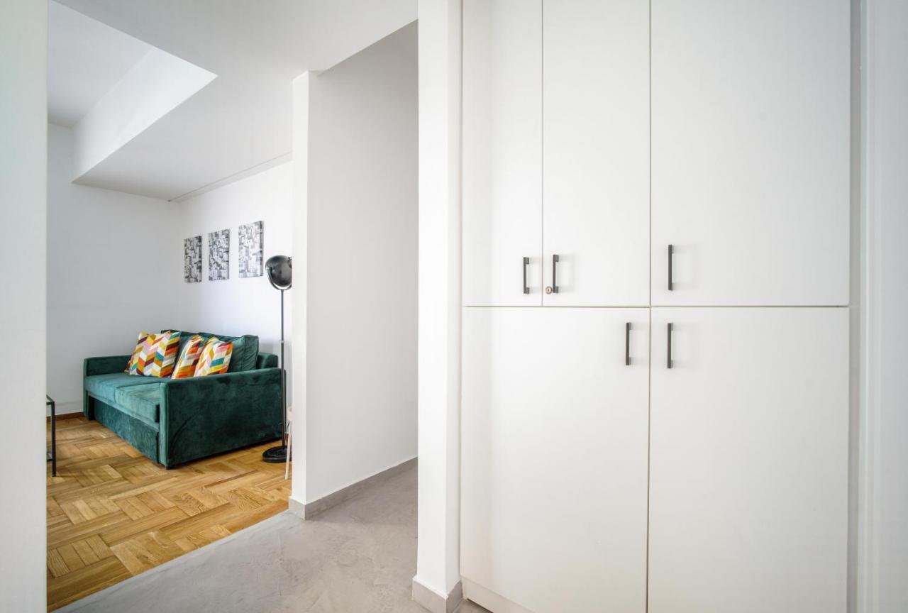 Majestic Flat With Huge Terrace In The City Center Athens Exterior photo