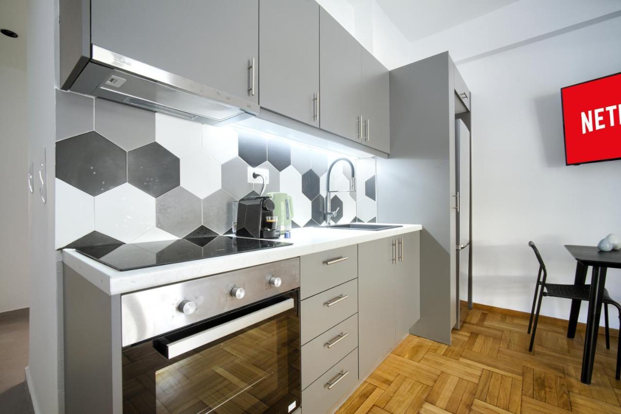 Majestic Flat With Huge Terrace In The City Center Athens Exterior photo