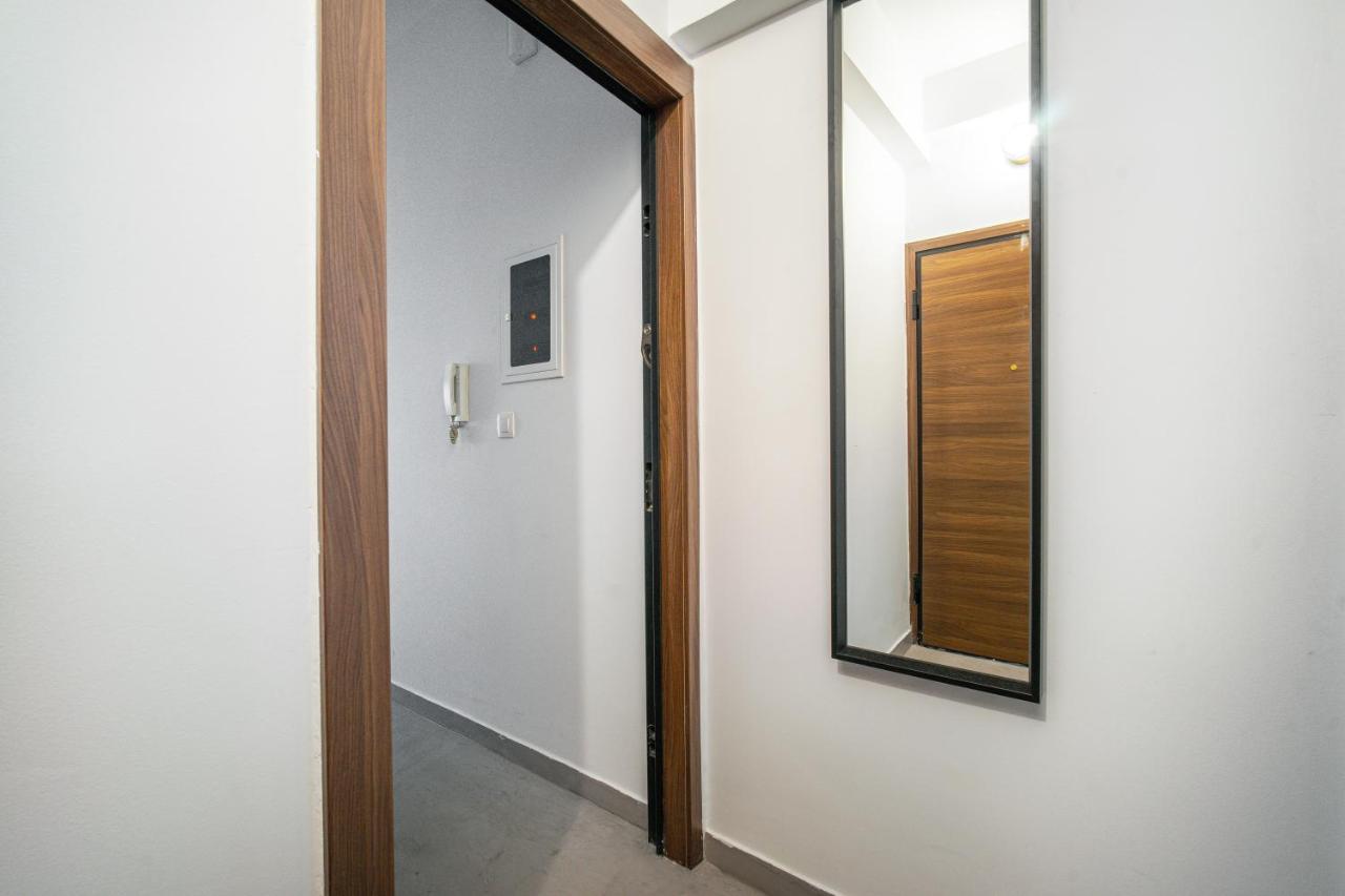 Majestic Flat With Huge Terrace In The City Center Athens Exterior photo