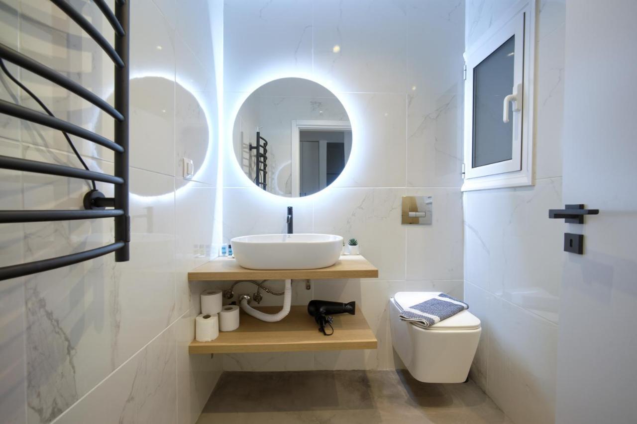 Majestic Flat With Huge Terrace In The City Center Athens Exterior photo